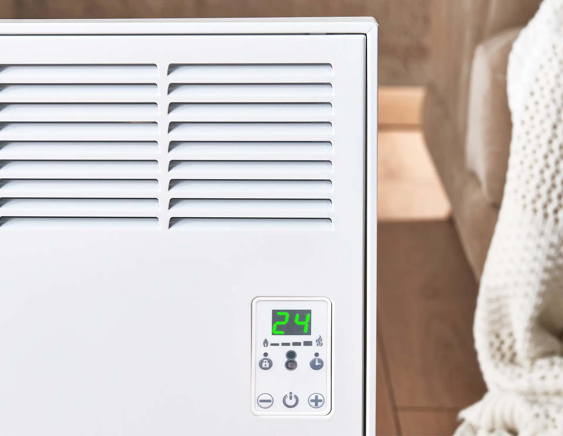 EPK 500 Watt Dijital Konvektör Isıtıcı Beyaz Ayak + Askılı